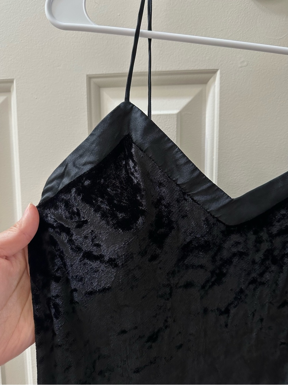 Banana Republic Black Velvet Cami - Picture 2 of 6